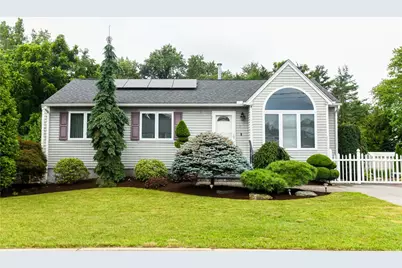 9 Mallory Court, Cranston, RI 02910 - Photo 1