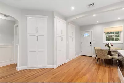 30 South Angell Street #2, Providence, RI 02906 - Photo 13