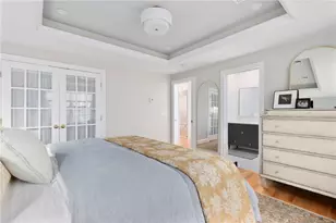 30 S Angell St, Providence, RI 02906 - Photo 21