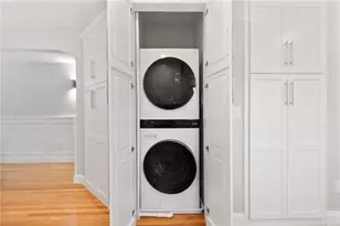 30 S Angell St, Providence, RI 02906 - Photo 31