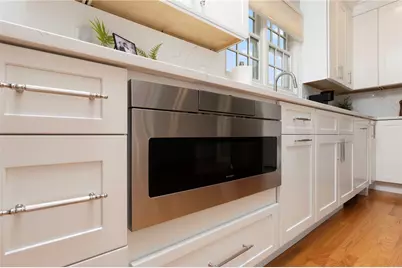 30 South Angell Street #2, Providence, RI 02906 - Photo 17