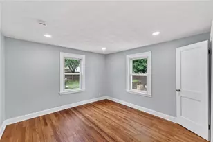 28 Hazard St, Pawtucket, RI 02860 - Photo 9