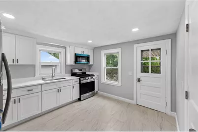 28 Hazard Street, Pawtucket, RI 02860 - Photo 7
