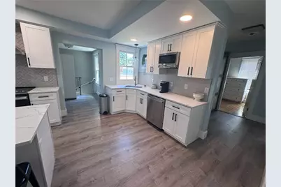 35 Elm Street #B, Newport, RI 02840 - Photo 5