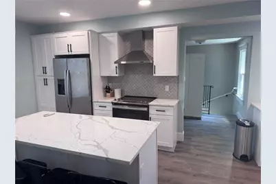 35 Elm Street #B, Newport, RI 02840 - Photo 3