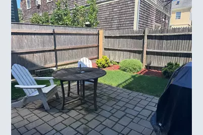 35 Elm Street #B, Newport, RI 02840 - Photo 25