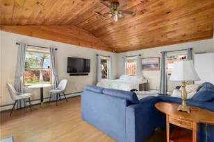 27 Oceanview Dr, Middletown, RI 02842 - Photo 19