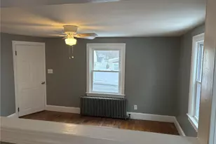 610 Killingly St, Johnston, RI 02919 - Photo 5