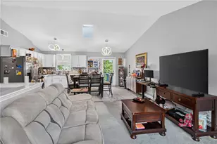 21 Milano St, Providence, RI 02904 - Photo 13