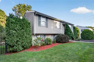 21 Milano St, Providence, RI 02904 - Photo 3