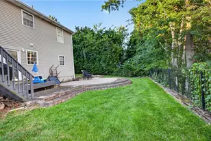21 Milano St, Providence, RI 02904 - Photo 39