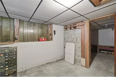 65 Thelma Avenue, North Providence, RI 02904 - Photo 29