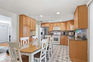 65 Thelma Ave, North Providence, RI 02904 - Photo 3