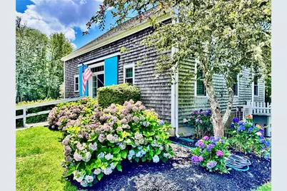 47 Peckham Road, Little Compton, RI 02837 - Photo 1