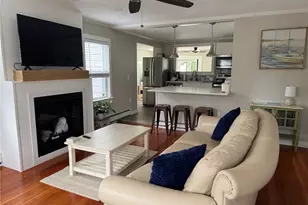 53 Center Ave, Middletown, RI 02842 - Photo 3