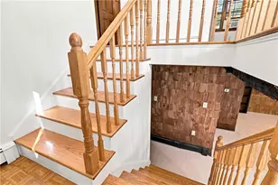 31 Monica Dr, Cumberland, RI 02864 - Photo 9