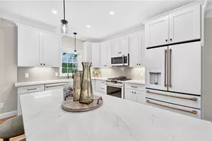12 Abigale Ct, Coventry, RI 02816 - Photo 3