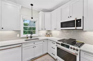 12 Abigale Ct, Coventry, RI 02816 - Photo 5