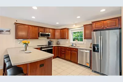 50 Fountain Drive, Westerly, RI 02891 - Photo 5