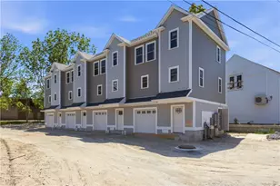 93 Croade St, Warren, RI 02885 - Photo 1