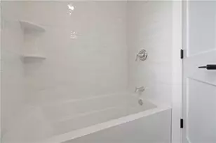 93 Croade St, Warren, RI 02885 - Photo 23