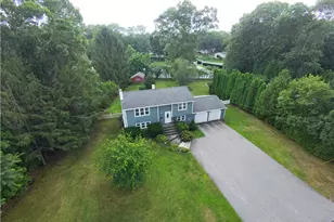117 Austin Rd, North Kingstown, RI 02852 - Photo 3