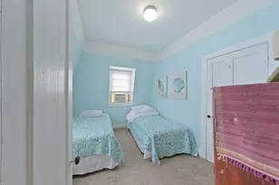 36 Dixon St, Newport, RI 02840 - Photo 21