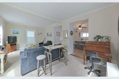 36 Dixon Street, Newport, RI 02840 - Photo 15