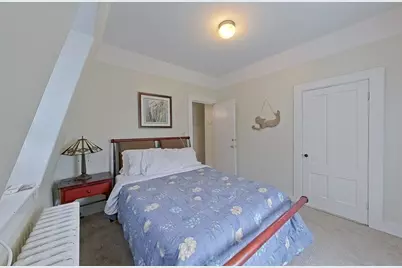36 Dixon Street, Newport, RI 02840 - Photo 25