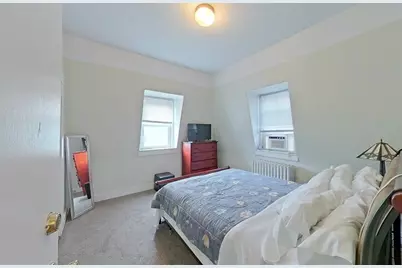 36 Dixon Street, Newport, RI 02840 - Photo 23