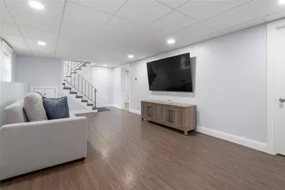 88 Locust Avenue, North Providence, RI 02911 - Photo 27