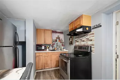 141 Burnett Street, Providence, RI 02907 - Photo 5
