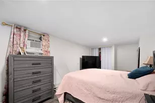 141 Burnett St, Providence, RI 02907 - Photo 7