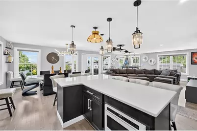 318 Farmington Avenue, Cranston, RI 02920 - Photo 5
