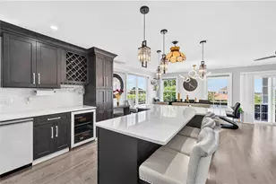 318 Farmington Ave, Cranston, RI 02920 - Photo 7