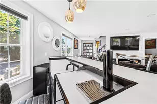 318 Farmington Ave, Cranston, RI 02920 - Photo 11