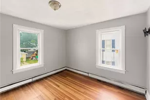 362 Weeden St, Pawtucket, RI 02860 - Photo 17