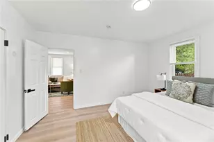 9 Octavia St, Providence, RI 02909 - Photo 11