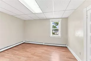 9 Octavia St, Providence, RI 02909 - Photo 25