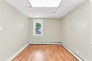 9 Octavia St, Providence, RI 02909 - Photo 29