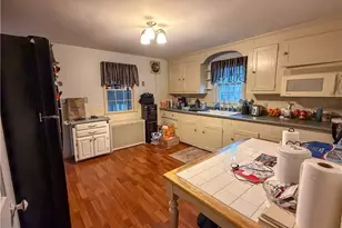 51 Wasaga Rd, Pawtucket, RI 02861 - Photo 3