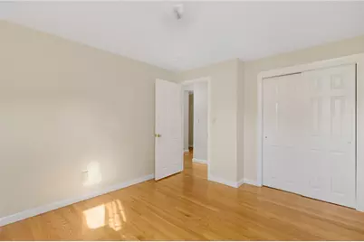 9 Chestnut Hill Road #B, Middletown, RI 02842 - Photo 17