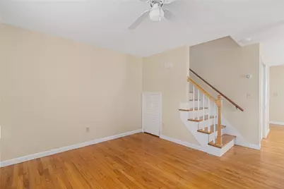 9 Chestnut Hill Road #B, Middletown, RI 02842 - Photo 11