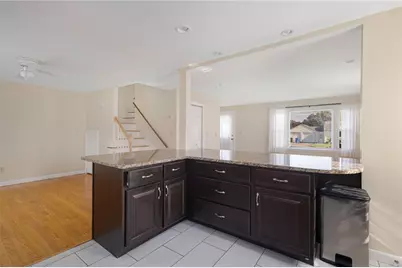 9 Chestnut Hill Road #B, Middletown, RI 02842 - Photo 9