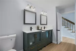 32 J H Dwyer Dr, Middletown, RI 02842 - Photo 19