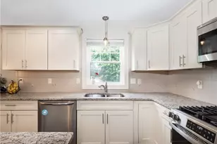 41 Hickory Rd, Cumberland, RI 02864 - Photo 11
