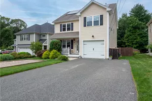 41 Hickory Rd, Cumberland, RI 02864 - Photo 3