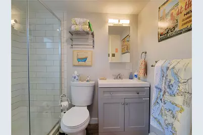 10 Collins Street #2, Newport, RI 02840 - Photo 19