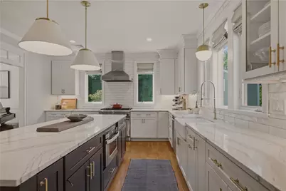 7 Blount Circle, Barrington, RI 02806 - Photo 9