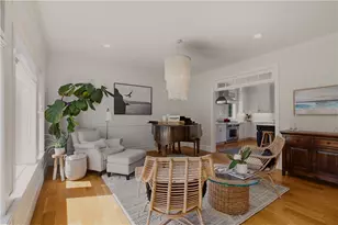 7 Blount Cir, Barrington, RI 02806 - Photo 11